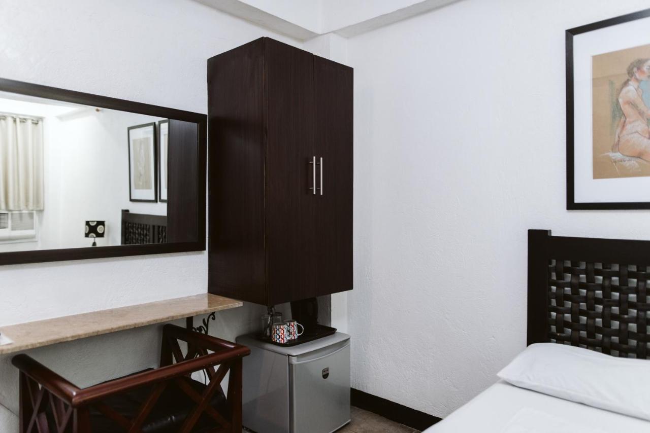 San Agustin Residences Makati City Exteriör bild